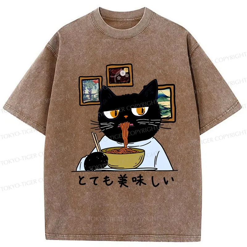 Tokyo-Tiger Cat Eating Delicious Ramen Washed T-Shirt