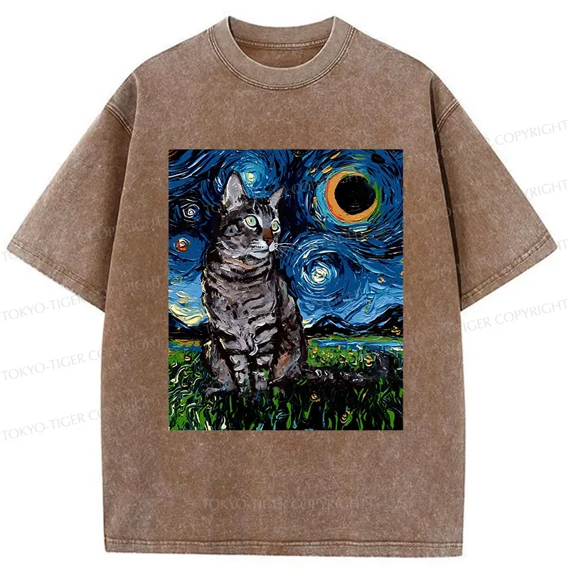 Tokyo-Tiger Cat On The Grass Washed T-Shirt