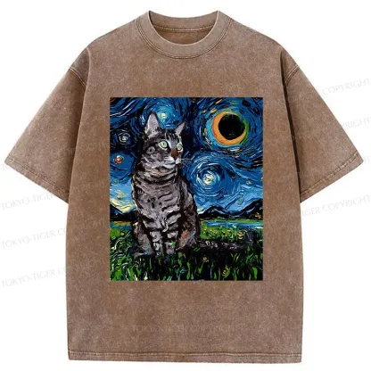 Tokyo-Tiger Cat On The Grass Washed T-Shirt