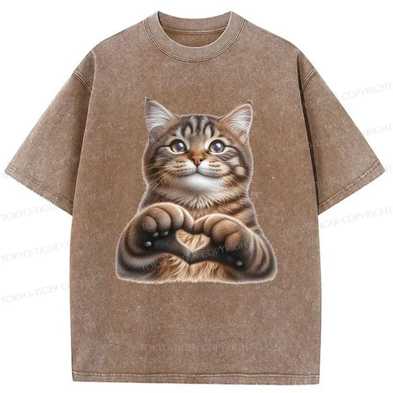 Tokyo-Tiger Cat Making Heart Gesture Washed T-Shirt