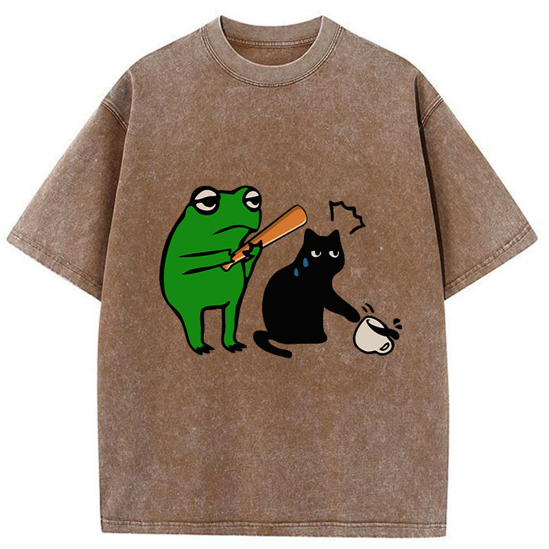Tokyo-Tiger Funny Frog Hit The Cat Washed T-Shirt
