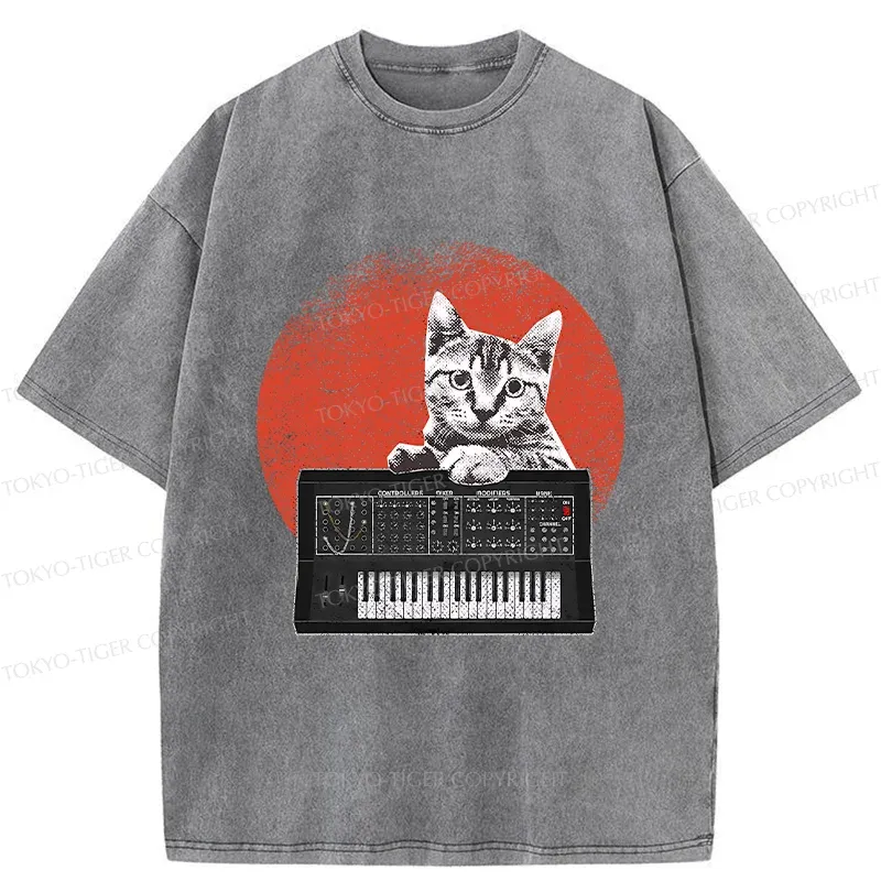 Tokyo-Tiger Cat And Analog Synthesizer Washed T-Shirt