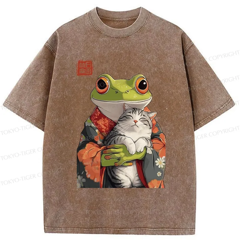 Tokyo-Tiger Frog Holding A Cute Cat Washed T-Shirt