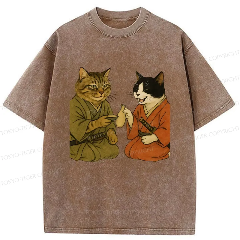 Tokyo-Tiger Cat Tasting Sake Washed T-Shirt