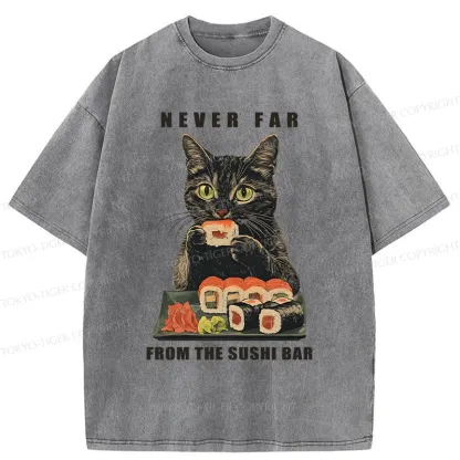 Tokyo-Tiger Cat Eating Sushi Vintage Washed T-Shirt