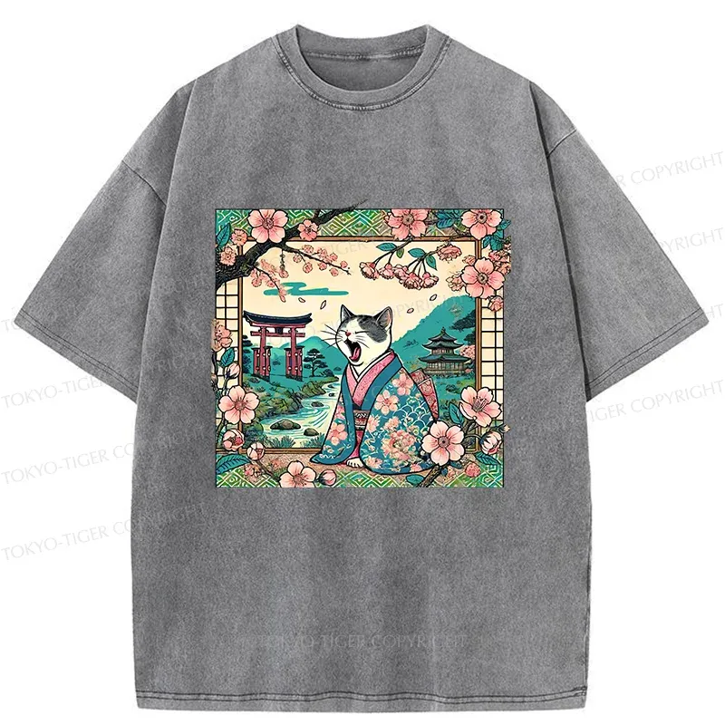 Tokyo-Tiger Yawning Cat Washed T-Shirt