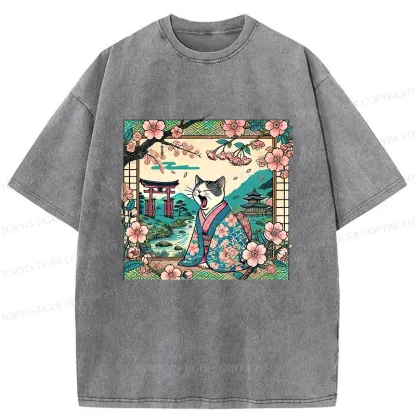 Tokyo-Tiger Yawning Cat Washed T-Shirt