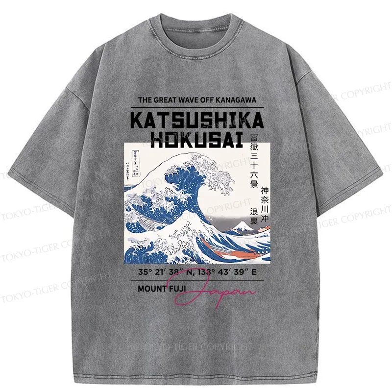 Tokyo-Tiger Ukiyo-e Waves Poster Washed T-Shirt
