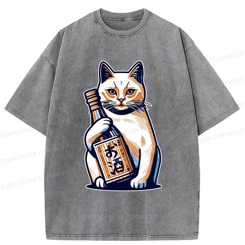 Tokyo-Tiger Cat Holding Wine Washed T-Shirt