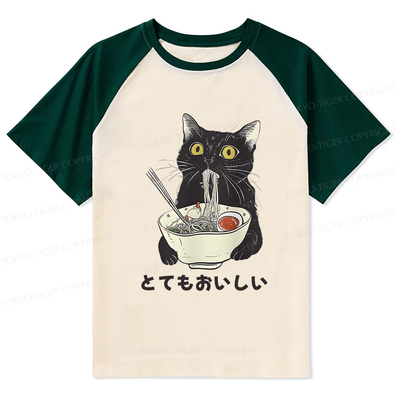 Tokyo-Tiger Cats Eat Ramen Noodles Raglan T-shirt
