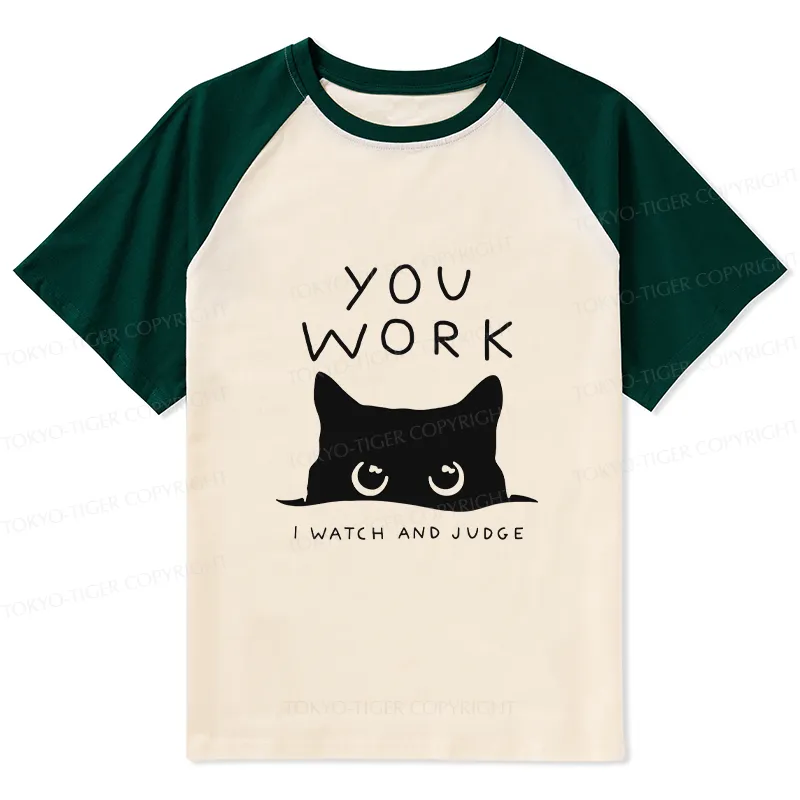 Tokyo-Tiger A Cat That Spies Raglan T-shirt