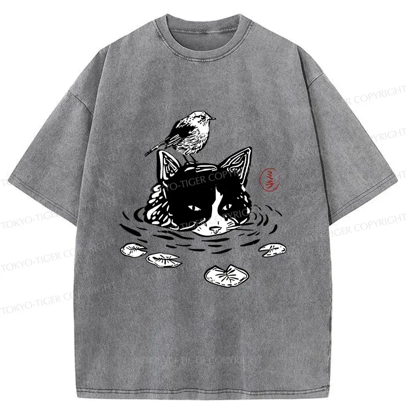 Tokyo-Tiger Cat Taking A Bath Washed T-Shirt