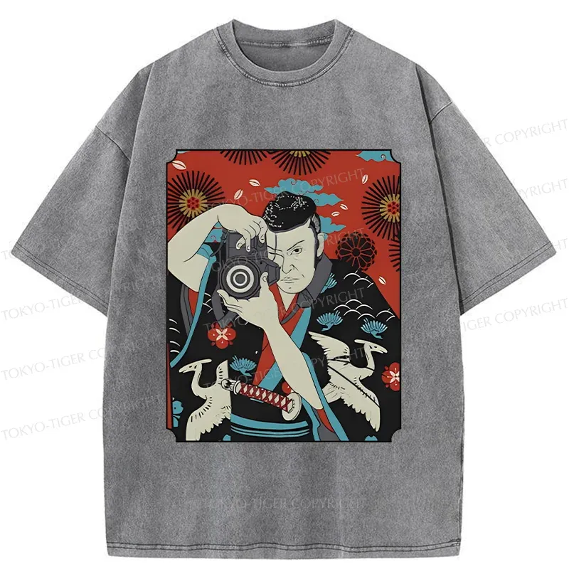Tokyo-Tiger Samurai Photographer Washed T-Shirt