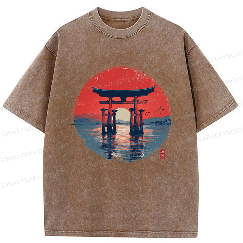 Tokyo-Tiger Retro Japanese Torii Gate Washed T-Shirt