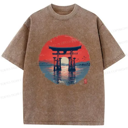 Tokyo-Tiger Retro Japanese Torii Gate Washed T-Shirt