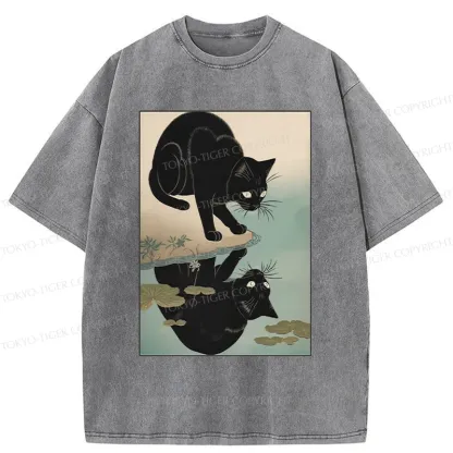 Tokyo-Tiger Cat Drinking River Water Washed T-Shirt