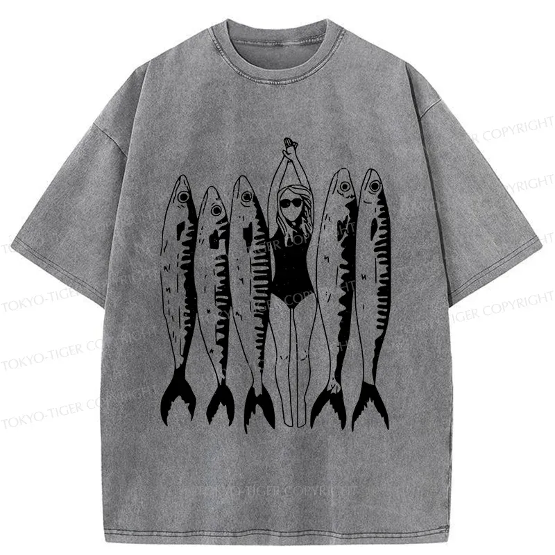 Tokyo-Tiger Swimming People And Fish Washed T-Shirt