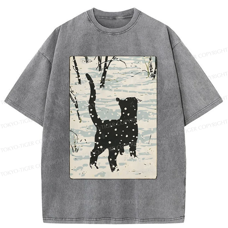Tokyo-Tiger Cat In The Snow Washed T-Shirt