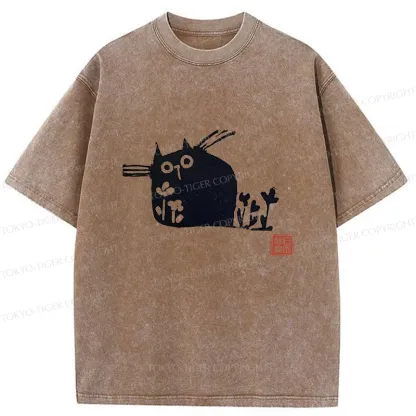 Tokyo-Tiger Cat On The Grass Washed T-Shirt