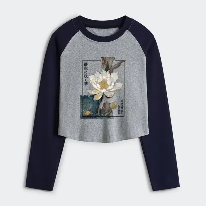 Tokyo-Tiger Blooming Lotus Japan Women's Crop Raglan T-Shirt