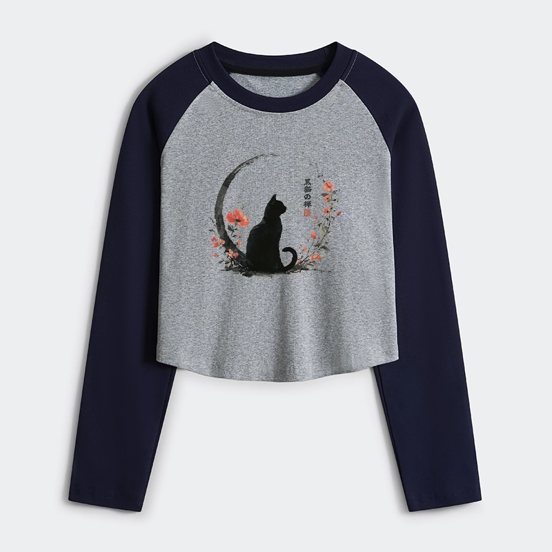 Tokyo-Tiger Black Cat And Flowers Women's Crop Raglan T-Shirt