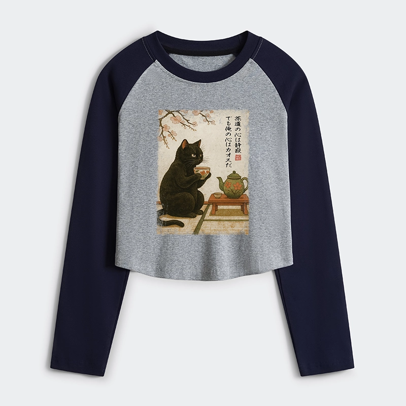 Tokyo-Tiger Tea Time With A Black Cat Women's Crop Raglan T-Shirt