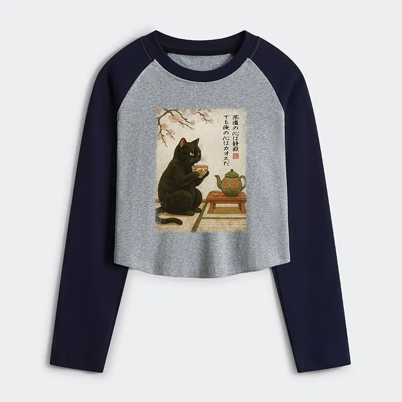 Tokyo-Tiger Tea Time With A Black Cat Women's Crop Raglan T-Shirt