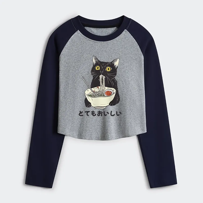 Tokyo-Tiger Cats Eat Ramen Women's Crop Raglan T-Shirt