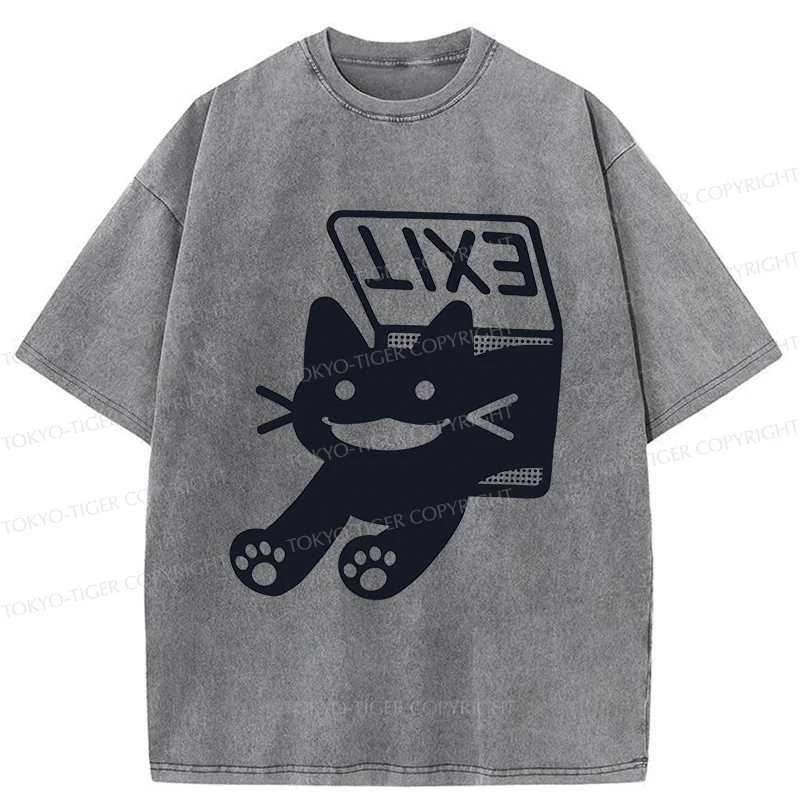 Tokyo-Tiger Cat Is Escaping Washed T-Shirt