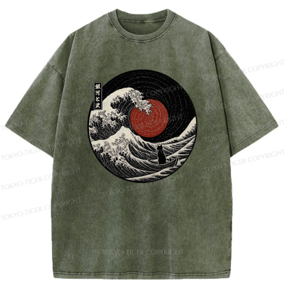 Tokyo-Tiger The Solitary Wanderer Cat Washed T-Shirt