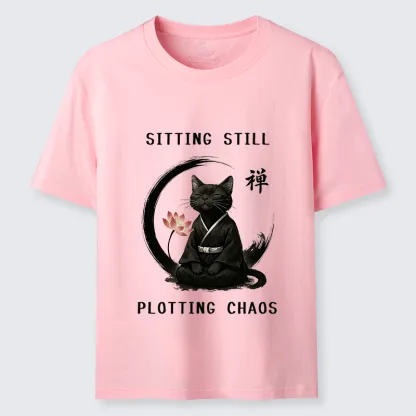 Tokyo-Tiger Sitting still  plotting chaos Calming Zen Cat Funny Classic T-Shirt