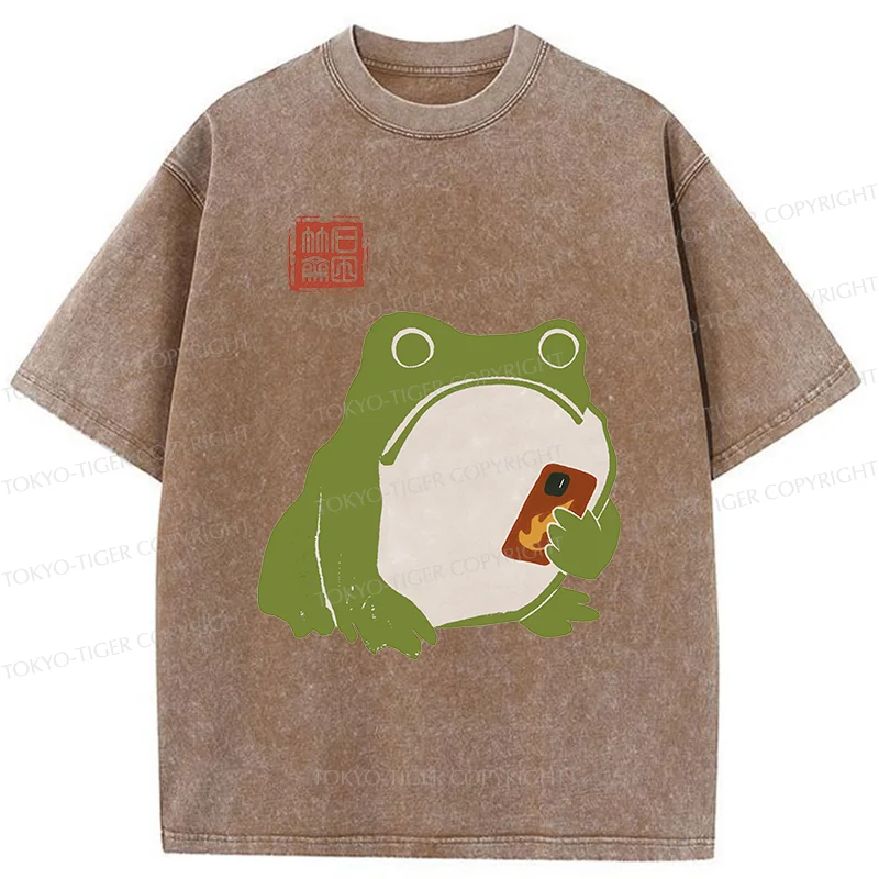 Tokyo-Tiger Frog Playing With Mobile Phone Washed T-Shirt