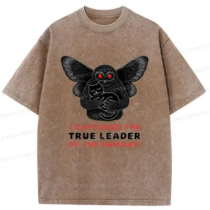 Tokyo-Tiger Mothman Catches Cat Washed T-Shirt