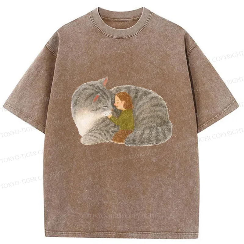Tokyo-Tiger Girl Hugging Cat Washed T-Shirt