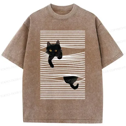 Tokyo-Tiger Cat Scratching Curtain Washed T-Shirt