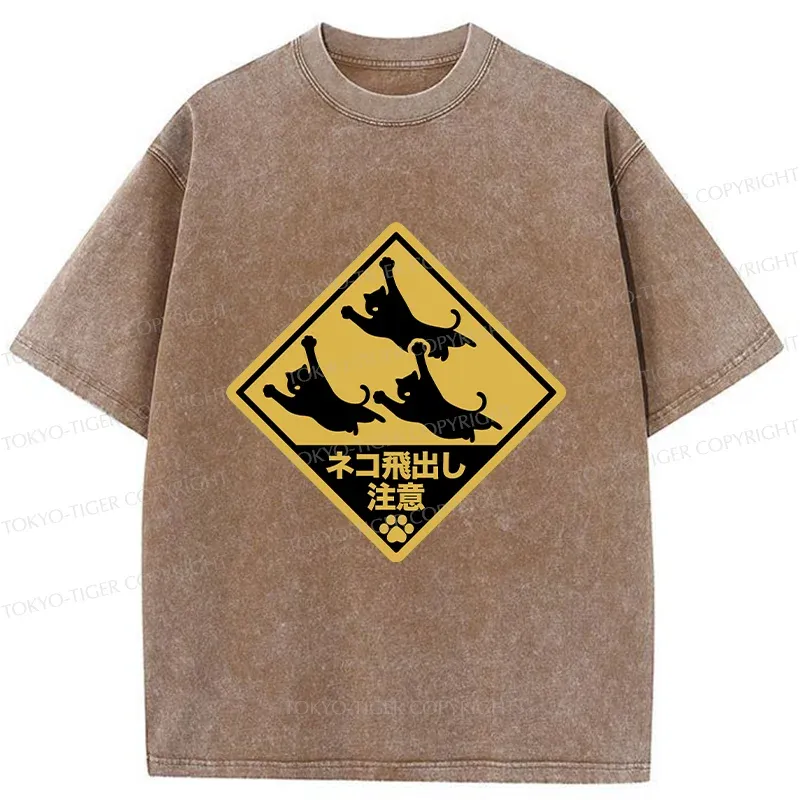 Tokyo-Tiger Cat Jumping Out Be Careful Washed T-Shirt