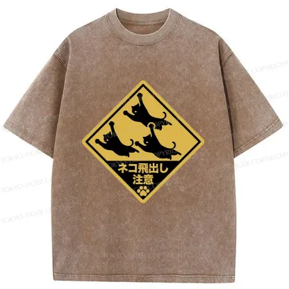 Tokyo-Tiger Cat Jumping Out Be Careful Washed T-Shirt