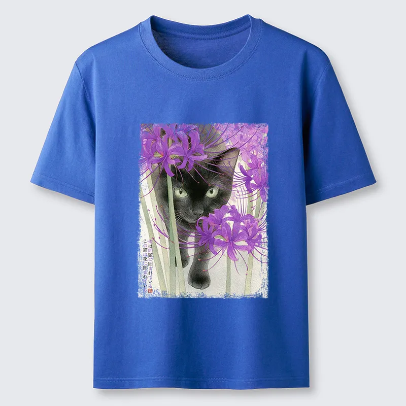 Tokyo-Tiger A Cat Among The Flowers Classic T-Shirt