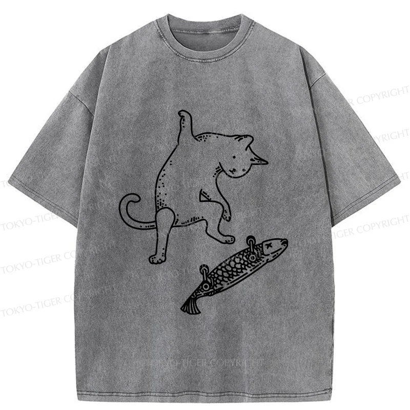 Tokyo-Tiger Cat Skateboarding Washed T-Shirt