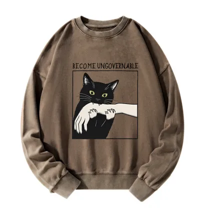 Tokyo-Tiger Black Cat Biting Washed Sweatshirt