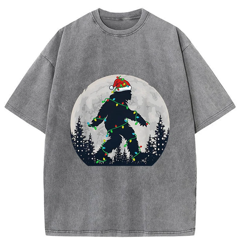 Tokyo-Tiger Bigfoot At Christmas Washed T-Shirt