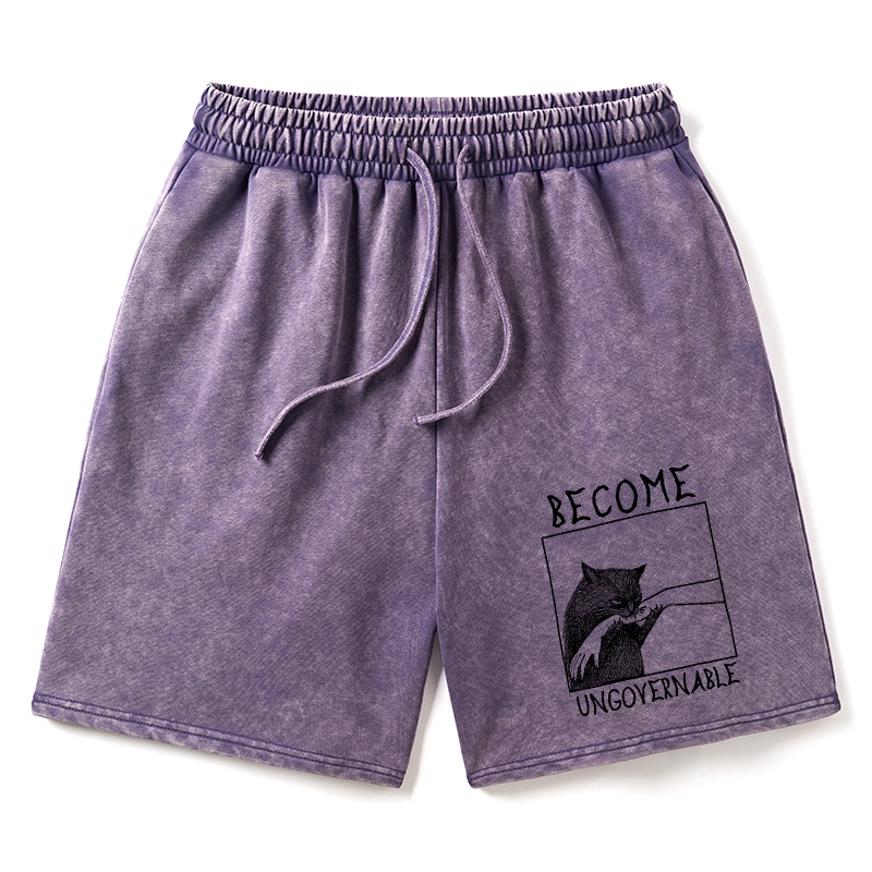 Tokyo-Tiger Cat Biting Arm Washed Shorts