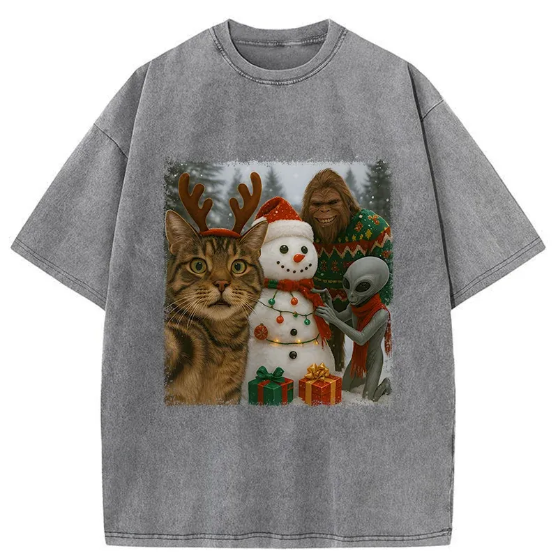 Tokyo-Tiger Christmas Cat Selfie Funny Washed T-Shirt