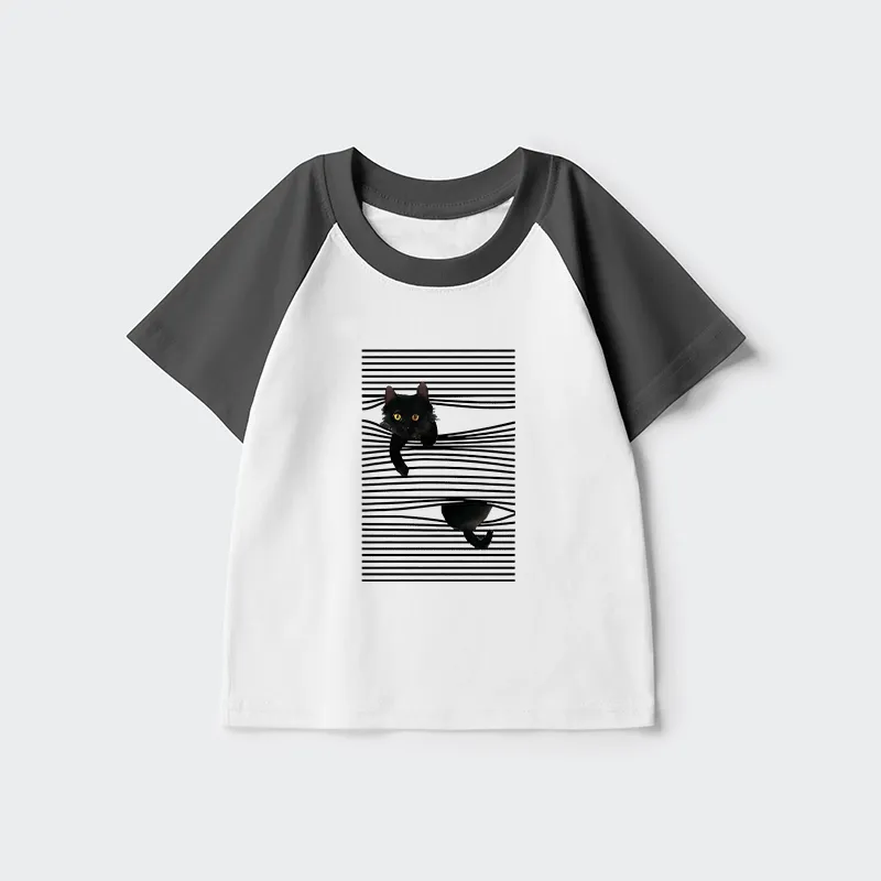 Tokyo-Tiger Cat Scratching Curtain Kids Raglan T-shirt