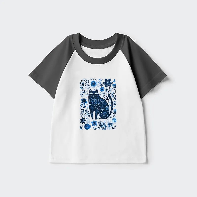 Tokyo-Tiger A Cat Among Flowers Kids Raglan T-shirt