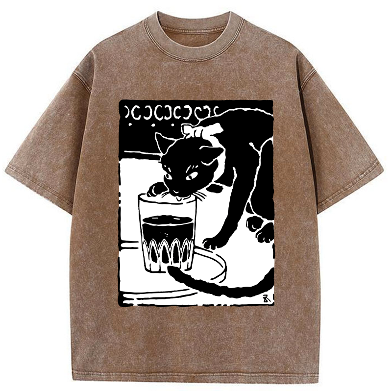 Tokyo-Tiger Black Cat Drinking Water Washed T-Shirt