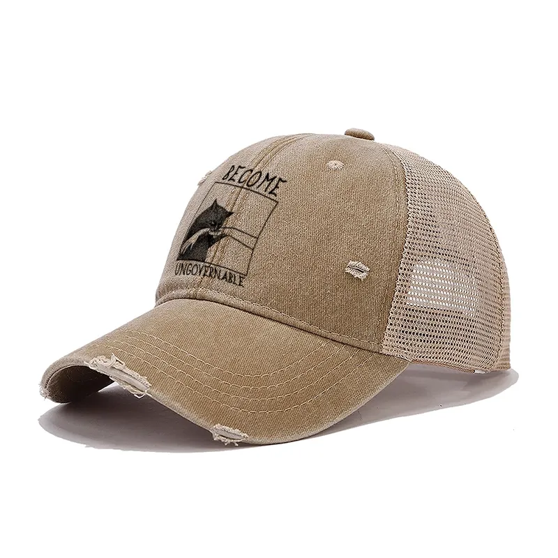 Tokyo-Tiger Cat Biting Arm Trucker Cap