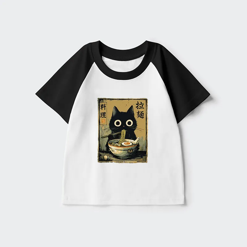 Tokyo-Tiger Cute Black Cat Eating Ramen Japan Kids Raglan T-shirt