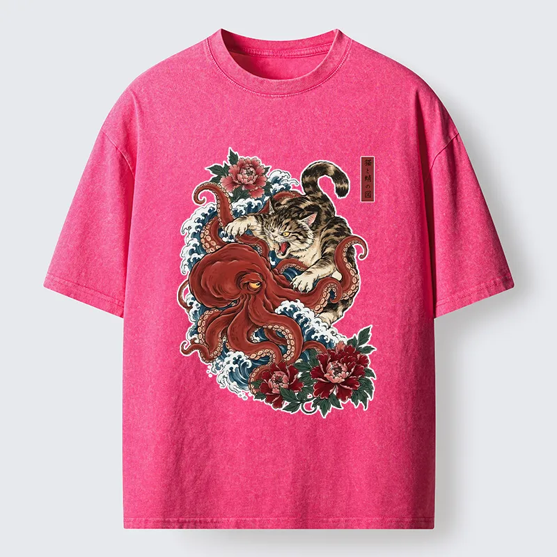 Tokyo-Tiger Ukiyo Style Cat Fighting Octopus Washed T-Shirt