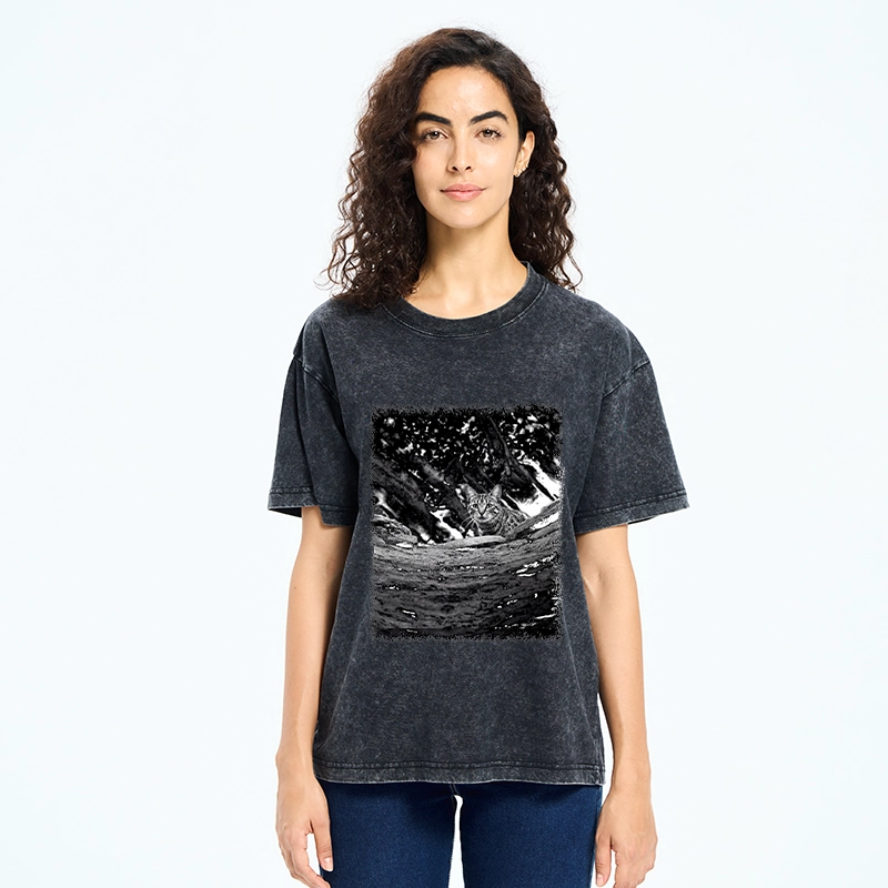 Tokyo-Tiger Vintage Style Tabby Cat Portrait Washed T-Shirt